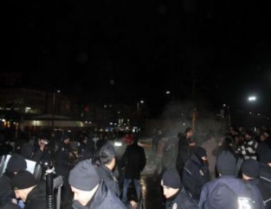 Maaşlarını Alamadıklarını İddia Eden İşçiler Eylem Yaptı