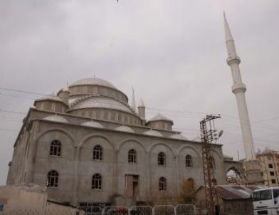 Yukarı Nurşin Camii İçin 'bir Seccadeniz Olsun' Çağrısı