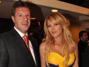 Petek Dinçöz'den Uzak Duracak