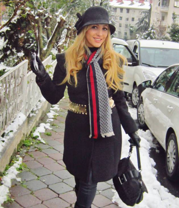 Özcan Deniz Aradığı Fettan Kızı Buldu