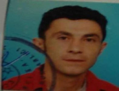 Eşine 'şiddet Uyguladığı' İddia Edilen Şahıs Evinde Ölü Bulundu