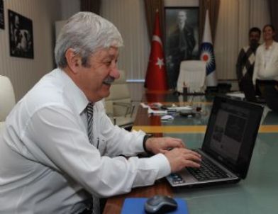 Başkan Akaydın Twitter’da Takipçileriyle Buluştu