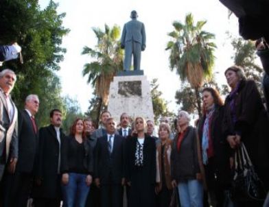 CHP’liler İsmet İnönü’yü Andı