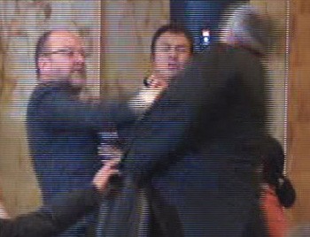 Sedat Simavi Ödül Töreninde yumruklar konuştu