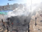 ELEKTRİK KONTAĞI - Elbistan'da Gecekondu Yangını