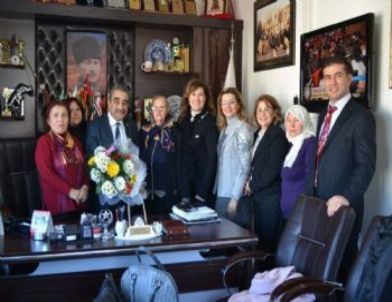 Kadın Kent Konseyinden Başkan Yarımca’ya Ziyaret