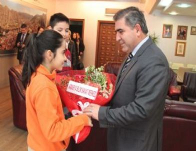 Özdemir’den Bilsem’e Destek Sözü