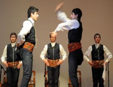 “Renkler Buluşuyor” Türkü ve Şiir Gecesi Etkinliği