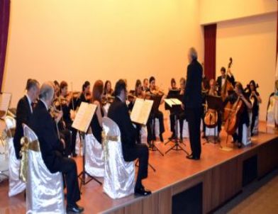 Turgutlu Ticaret ve Sanayi Odası Yeni Konferans Salonunun Kapılarını İzmir Senfoni Orkestrası İle Açtı