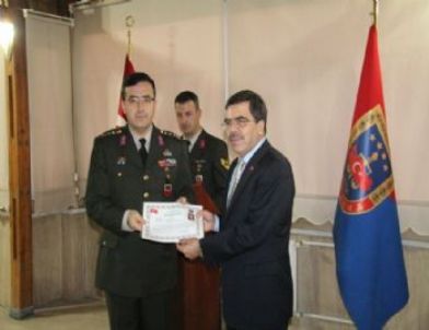Başarılı Jandarma Personeli Ödüllendirildi