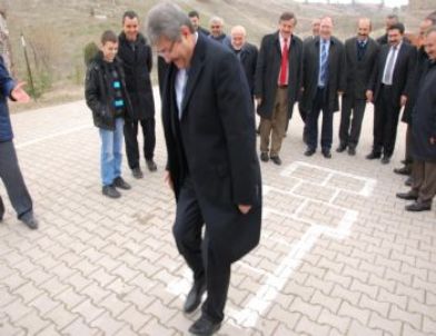 Başkan Korkmaz “Değerler Projesi” Kapsamında En İyi Başkan Seçildi