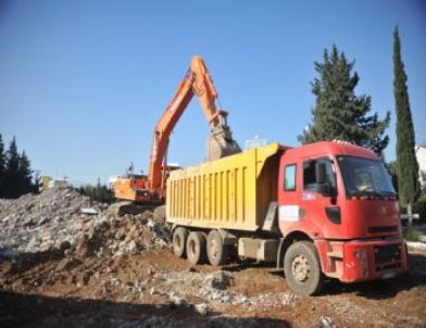 Kongre ve Sergi Merkezi İnşaatı Başladı