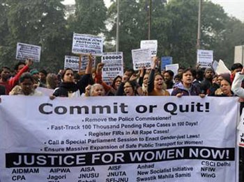 'Toplu tecavüz' kurbanı hayatını kaybetti