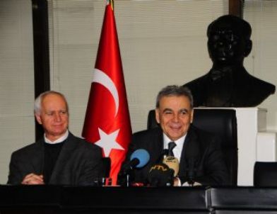 Üçyol-üçkuyular Metro Hattında İki İstasyon Açıldı