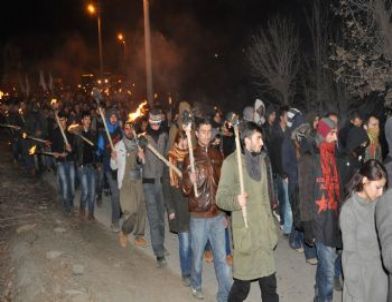 Uludere’de Meşaleli Yürüyüş