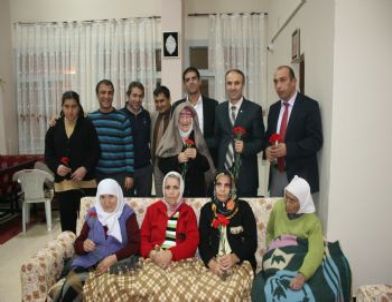 Aile ve Sosyal Politikalar İl Müdürü Aydın, Pasinler’de Engelli Vatandaşları Ziyaret Etti
