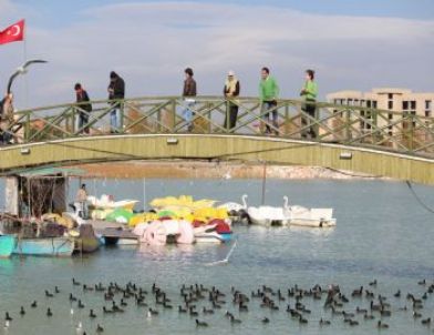 Beyşehir’de Hava Gezinti Yatlarına Tur Yaptırdı