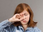 ASTIGMAT - Gözü sık ovuşturmak, keratokonus hastalığını şiddetlendiriyor