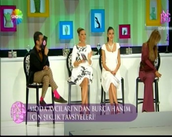 Hakan Akkaya Çağla Şıkel'i böyle susturdu