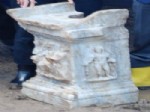 ERTUĞRUL GÜNAY - Kibele'nin Figürü Bulunan Kaide Bulundu