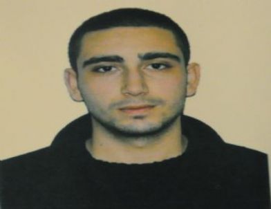 Oyuncu Pamir Pekin’i Lise Öğrencisi Bıçakladı