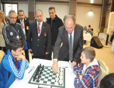 Satranç Takımlar Ligi Başladı