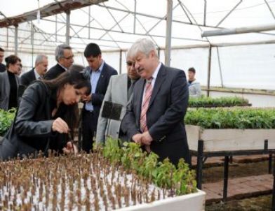 Başkan Akaydın Varsak’taki Tesisleri İnceledi