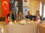 İMZA TOPLAMA - Anayasadan 'Türk ve Türklük' Kavramının Çıkarılmasına 50 Bin İmzalı Tepki