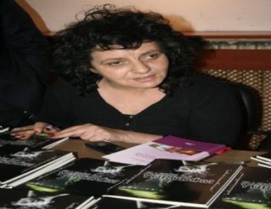 Engelli Anne Kitabını Tanıttı