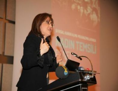 Meclis'teki 4 Partinin Temsilcileri, Kadın Haklarını Konuştu