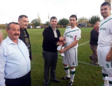 Mhp Yönetimi, Poyraz Belediyespor Futbol Takımını Ziyaret Etti