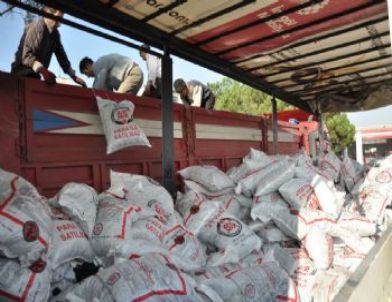 Sosyal Yardım Vakfın’dan Adrese Teslim Kömür Yardımı