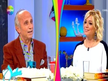 Yaşar Nuri canlı yayında şarkı söyledi