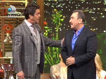 Beyaz'dan kızdıran 'Müslüm Gürses' gafı