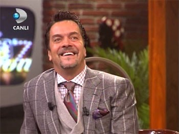 Beyaz'dan Ümit Besen sürprizi