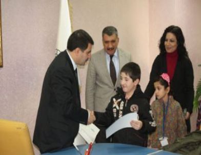 Engelli 35 Öğrenciye Sertifika Verildi