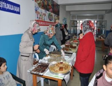 Veliler Dayanışma Çayında Buluştu