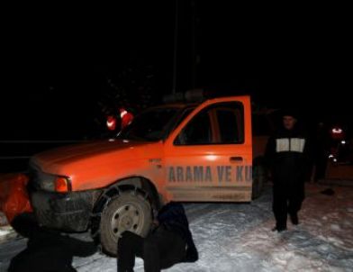 Gümüşhane'de Dağda Mahsur Kalan Gsm Firması Çalışanları Kurtarıldı