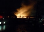 Sultangazi'de Fabrika Yangını