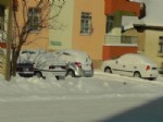 Beyşehir'de Araçlara Kar Hapsi