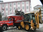 Devrek Belediyesi'nde Kar Temizleme Çalışması