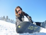 YETENEK SİZSİNİZ TÜRKİYE - Hülya Avşar 2 Yıl Sonra Snowboardu İle Pistlere Döndü