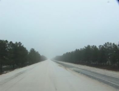 Yollar Sular Altında Kaldı