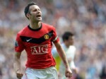 RYAN GIGGS - 38'lik Giggs ile 1 yıl daha