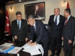 HÜSEYIN NALCı - Manavgat'ta 13 Okul İçin 'Okullar Hayat Olsun Projesi' Sözleşmesi İmzalandı