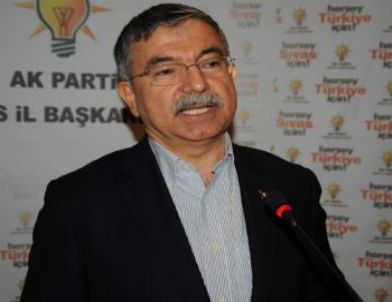 Bakan Yılmaz'ın Sivas Temasları