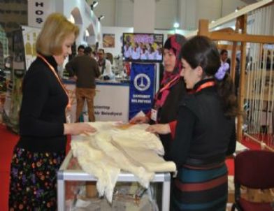 Bayburt Standına Vakıf Desteği