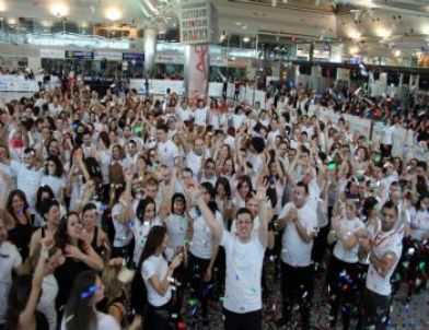 Atatürk Havalimanı'nda Dans Rekoru Kırıldı