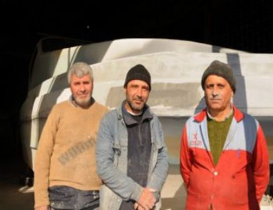 Kaporta Ustalarından Modern Yat