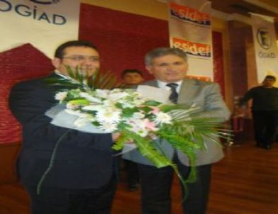 Ödemişli İşadamları Ögiad'ın Yemeğinde Buluştu